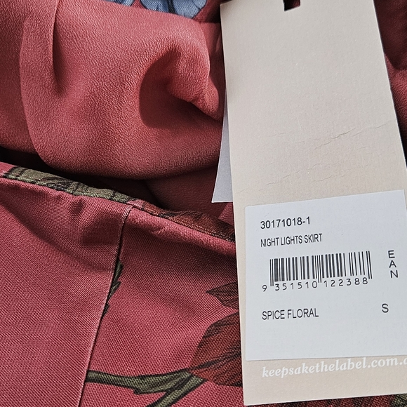 Keepsake florar skirt Exclusive Print - Picture 8 of 8